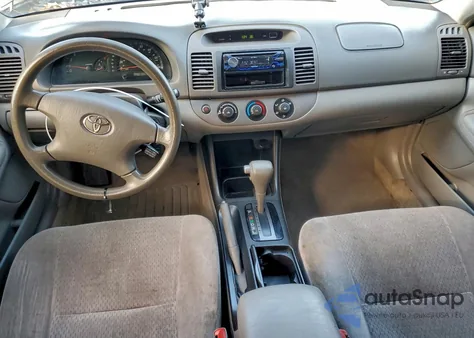 2004 Toyota Camry Le из США, поврежденный, VIN JTDBE32K240257872